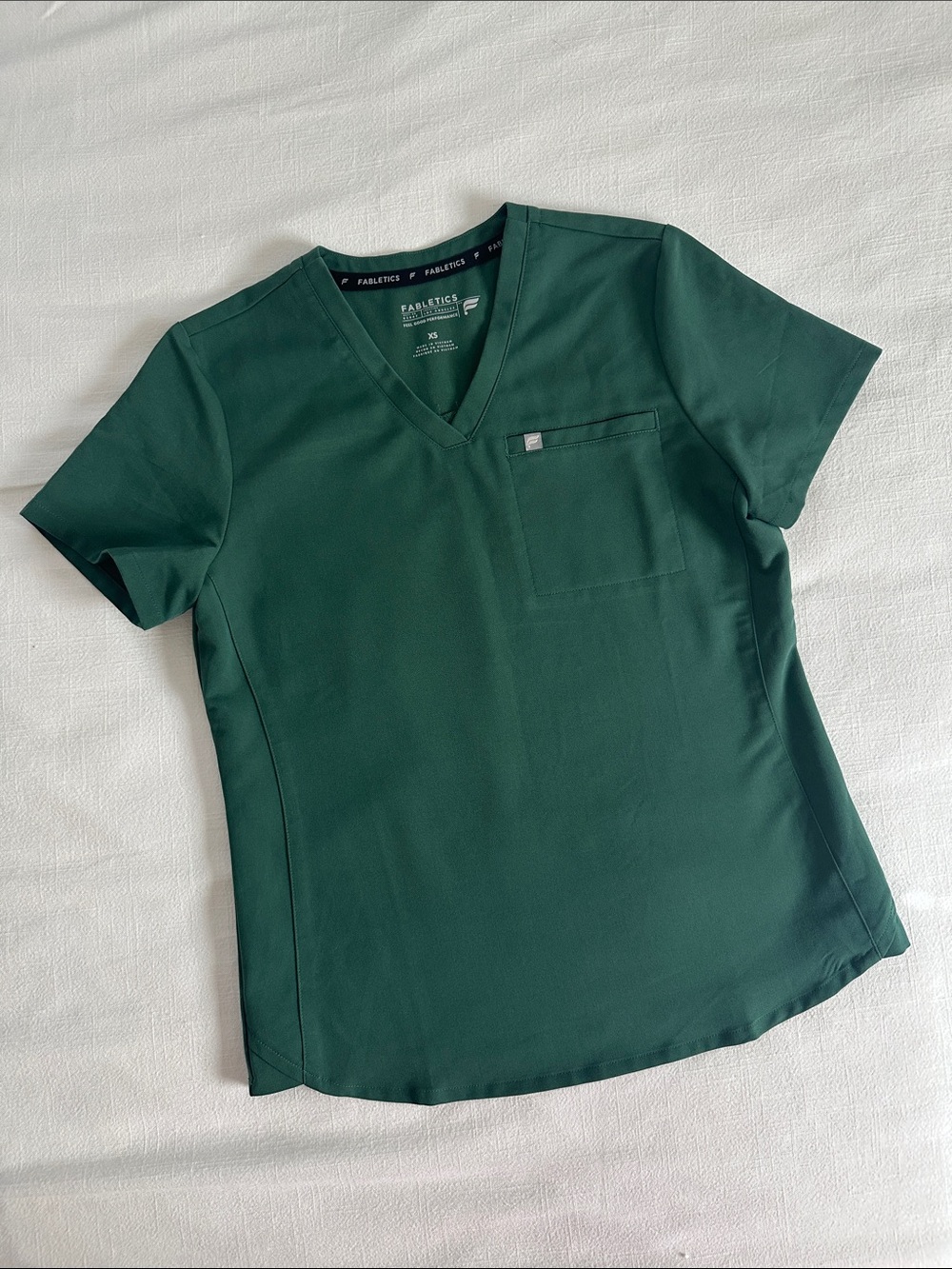 Fabletics Women’s Forest Green V-Neck Scrub Top XS